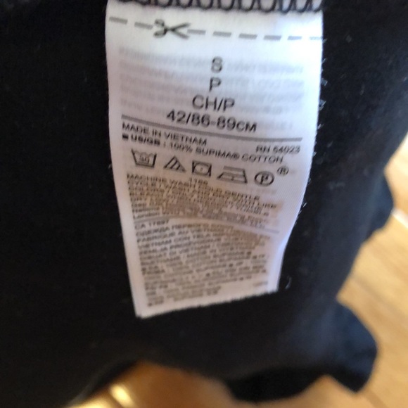 Banana republic ruffle hem shirt - Picture 4 of 4